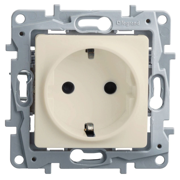 Розетка 2P+E нем.стд. (слоновая кость)  Etika т.м.Legrand в Минске - изображение Изображение: розетка 2p+e нем.стд. (слоновая кость)  etika т.м.legrand в Минске